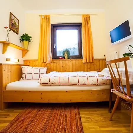 Haus Hartl 3* Saalfelden