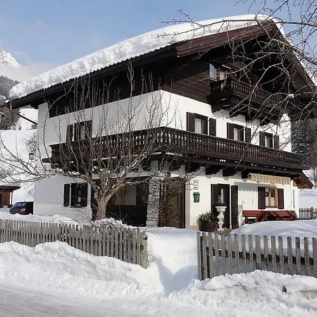 Haus Hartl Gæstehus 3*
